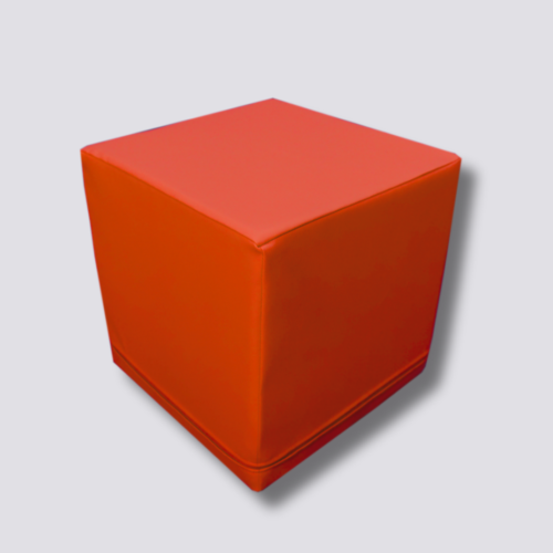 Pufa piankowa kwadrat 40x40x40 Czerwona